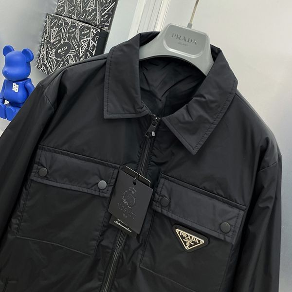 争奪戦 プラダ Re-Nylon フロントボタン長袖シャツ ロゴ SC796M